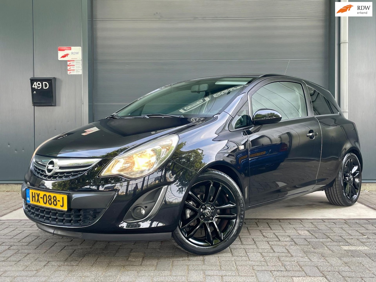 Opel Corsa - 1.4-16V SPORT AIRCO LM VELGEN CV MF STUUR AUX CD ELEKTRISCHE RAMEN AUTOMATISCHE VERLICHTIN - AutoWereld.nl
