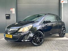 Opel Corsa - 1.4-16V SPORT AIRCO LM VELGEN CV MF STUUR AUX CD ELEKTRISCHE RAMEN AUTOMATISCHE VERLICHTIN