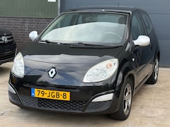Renault Twingo - 1.2 Authentique airco / trekhaak