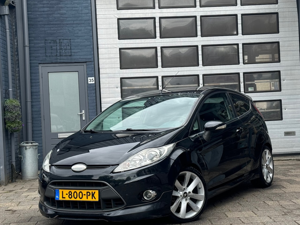 Ford Fiesta - 1.25 Titanium | Clima | LMV | ST Pakket - AutoWereld.nl