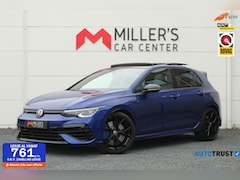 Volkswagen Golf - 2.0 TSI R 4Motion Harman Kardon Akrapovic