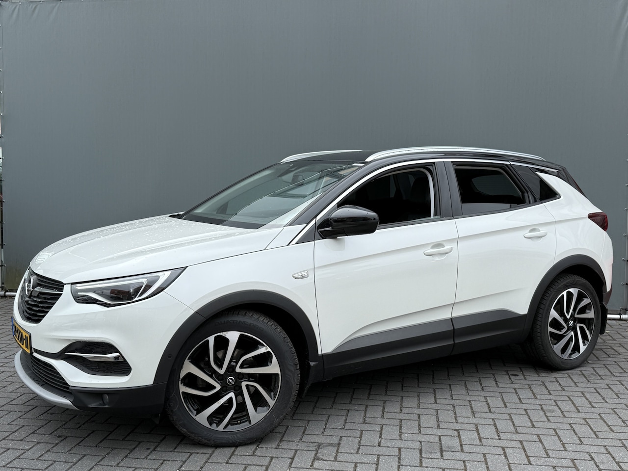 Opel Grandland X - BWJ 2018 1.2 Turbo 131 PK Ultimate TREKHAAK / APPLE CARPLAY / ANDROID AUTO / NAVI / CLIMA - AutoWereld.nl