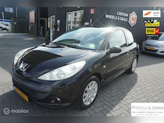 Peugeot 207 CC - 1.6-16V T Féline