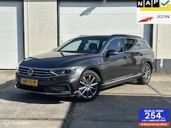 Volkswagen Passat Variant - 1.4 TSI GTE PHEV | HUD | Digitaal | PDC | Camera