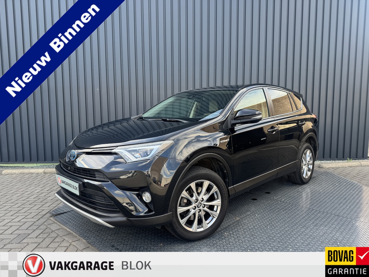 Toyota RAV4 - 2.5 Hybrid Executive | Vol Leer | 360 camera | BSM | Dealer onderhouden | Rijklaar!! - AutoWereld.nl