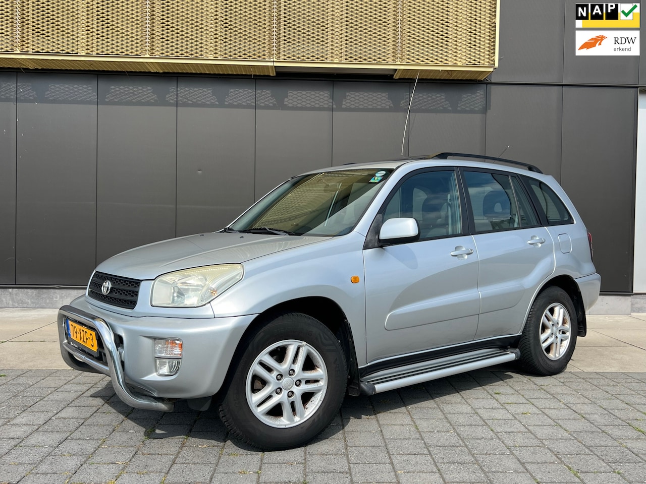 Toyota RAV4 - 1.8-16V VVT-i Luna|Airco|Trekh|Schuifdak|Elektr ramen - AutoWereld.nl
