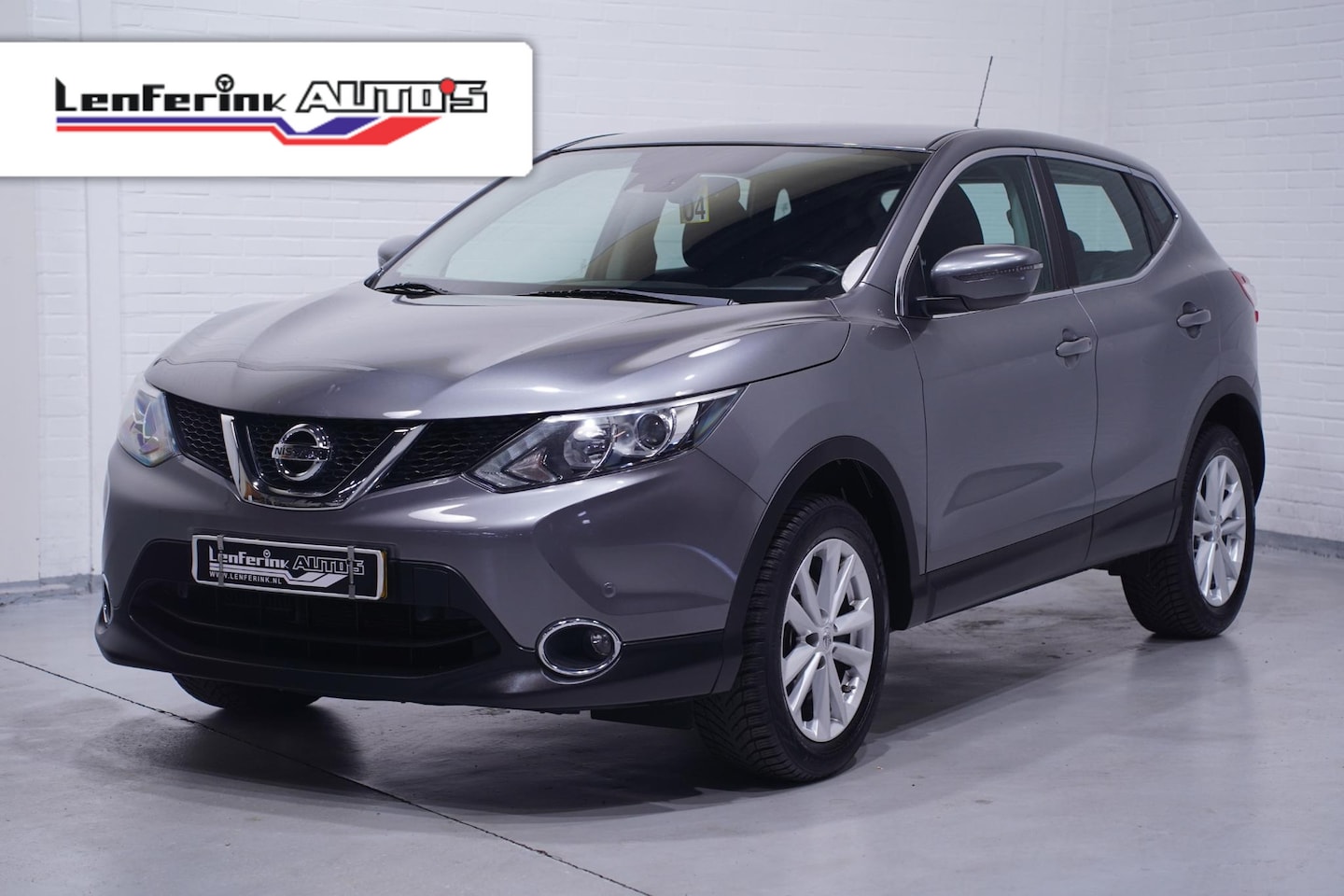 Nissan Qashqai - 1.2 Acenta Clima Stoelverwarming Trekhaak PDC v+a Cruisecontrol - AutoWereld.nl