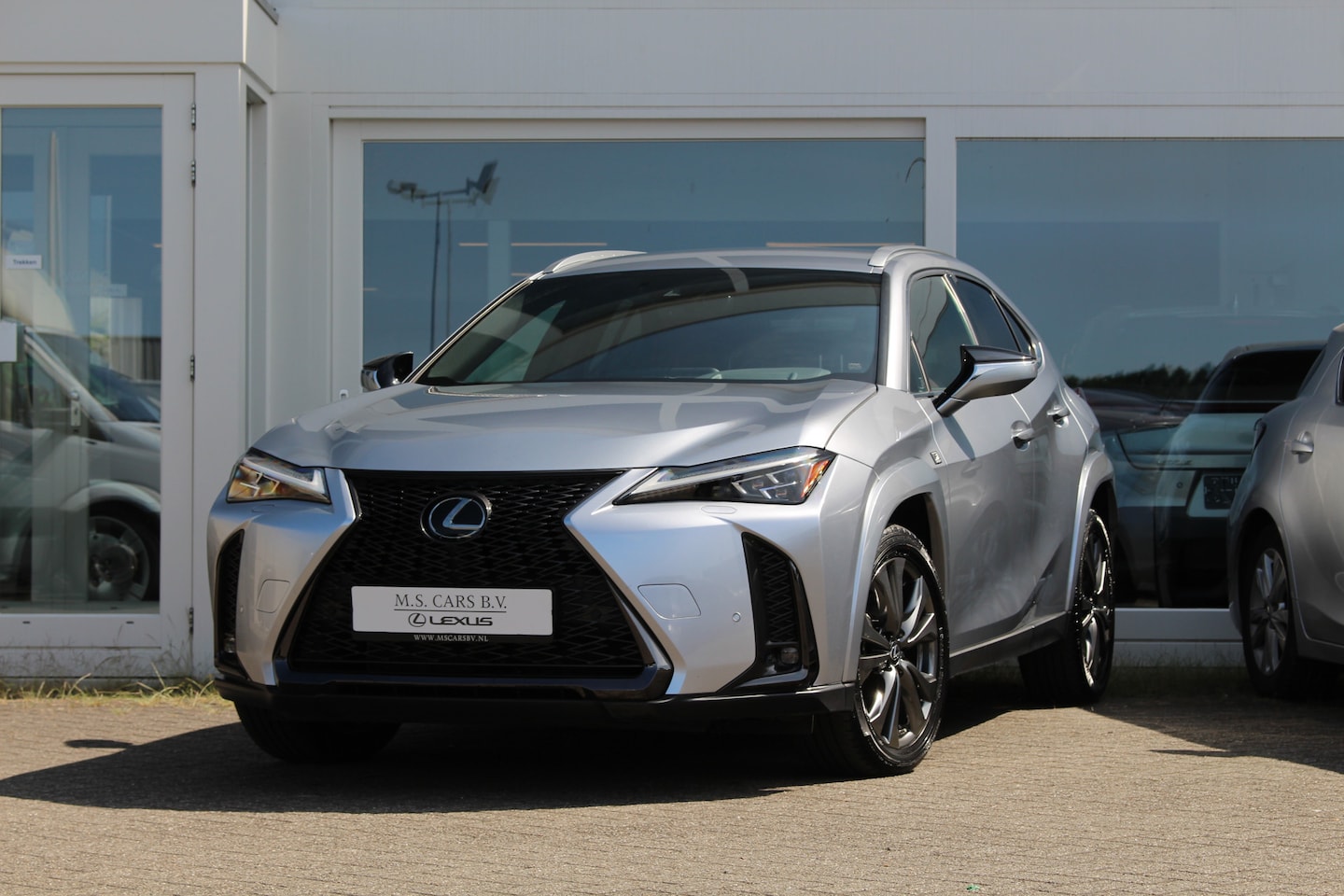 Lexus UX - 250h Hybride AWD F-Sport Premium I Facelift I Garantie - AutoWereld.nl