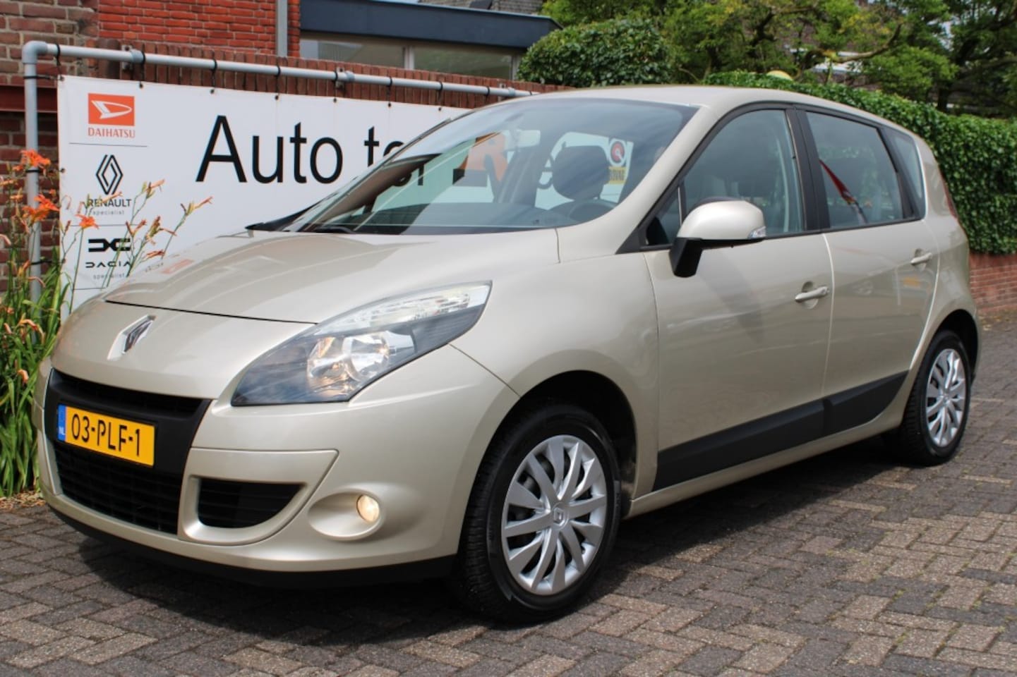 Renault Scénic - 1.6i 16V Expression - AutoWereld.nl