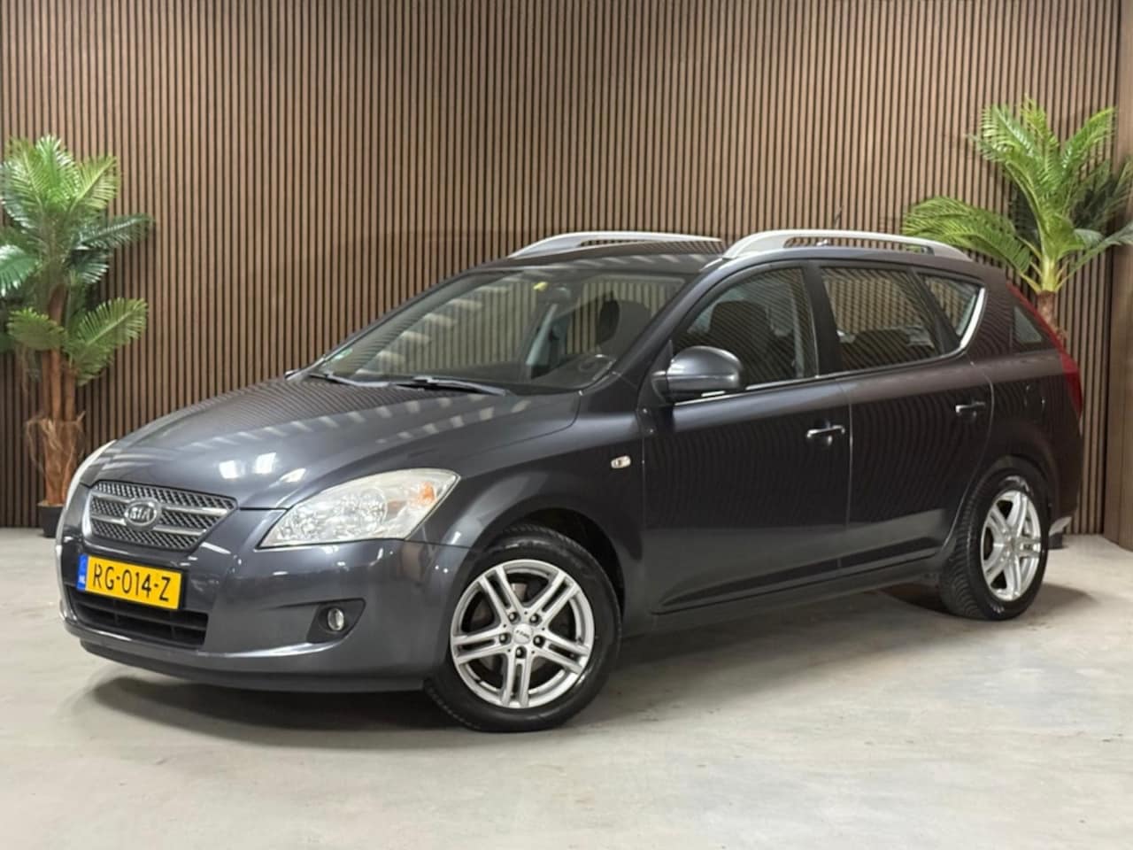 Kia Cee'd Sporty Wagon - 1.6 X-tra 1.6 X-tra - AutoWereld.nl