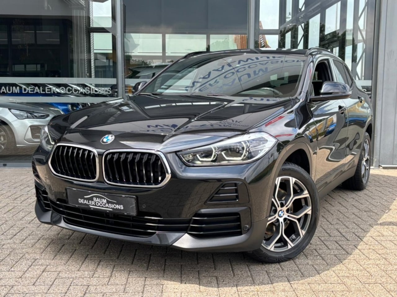 BMW X2 - SDRIVE18I BUSINESS EXECUTIVE AUTOMAAT AIRCO LED PDC-CAMERA. - AutoWereld.nl