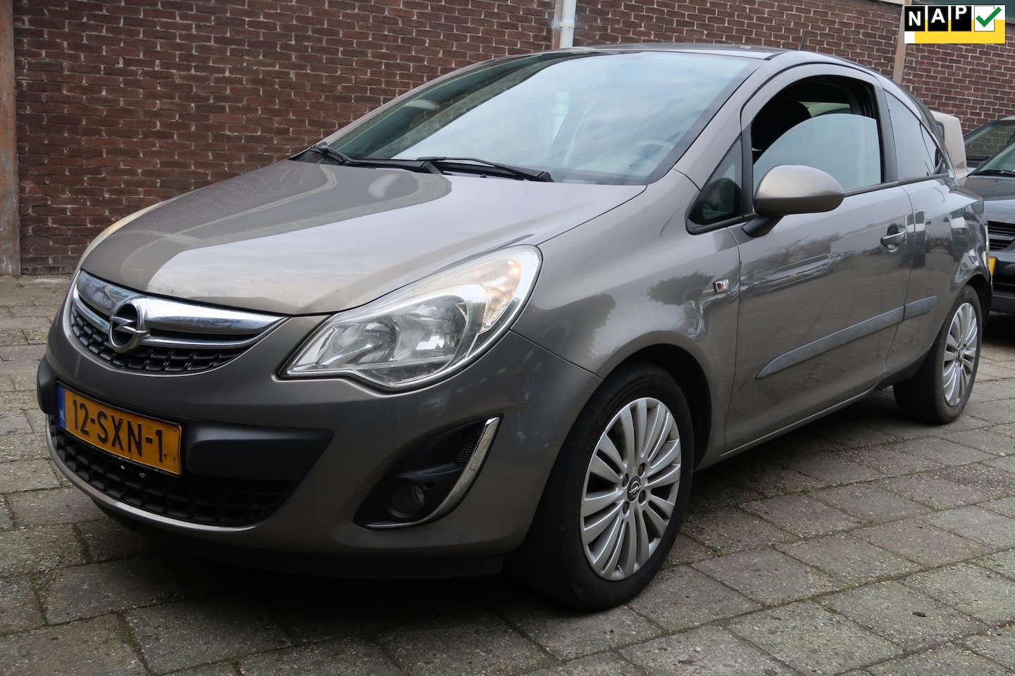 Opel Corsa - 1.2 EcoFlex Selection LPG 1.2 EcoFlex Selection LPG, Cruise control, NAvigatiesysteem, LM velgen, Elektrische ramen - AutoWereld.nl
