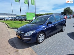 Hyundai i30 CW - 1.6i Active Cool / Comfortabel / APK feb 2026