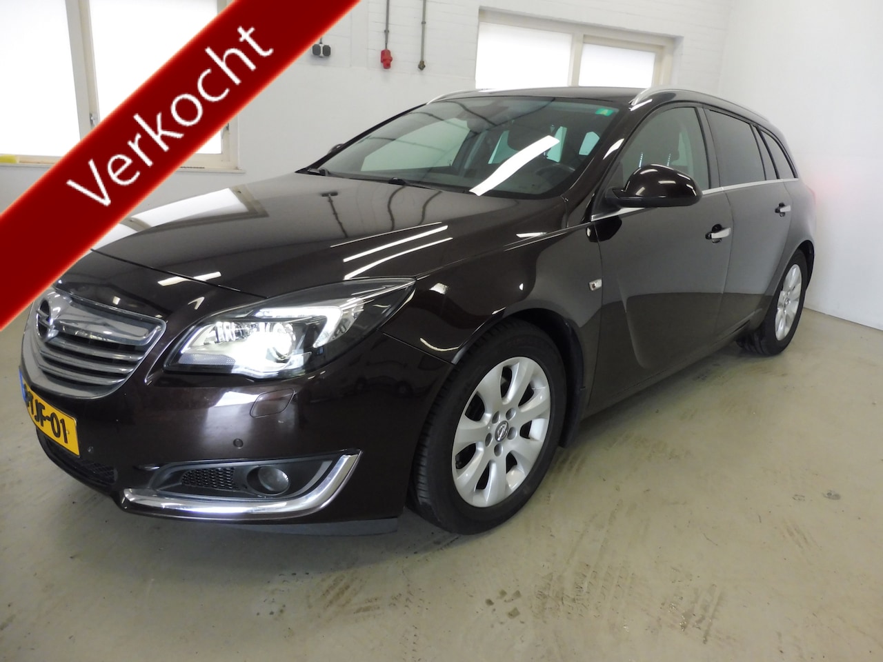 Opel Insignia Sports Tourer - 2.0 CDTI EcoFLEX Business+ Trekhaak | PDC v+a | Navi | Cruise | LED  | LMV 16" - AutoWereld.nl