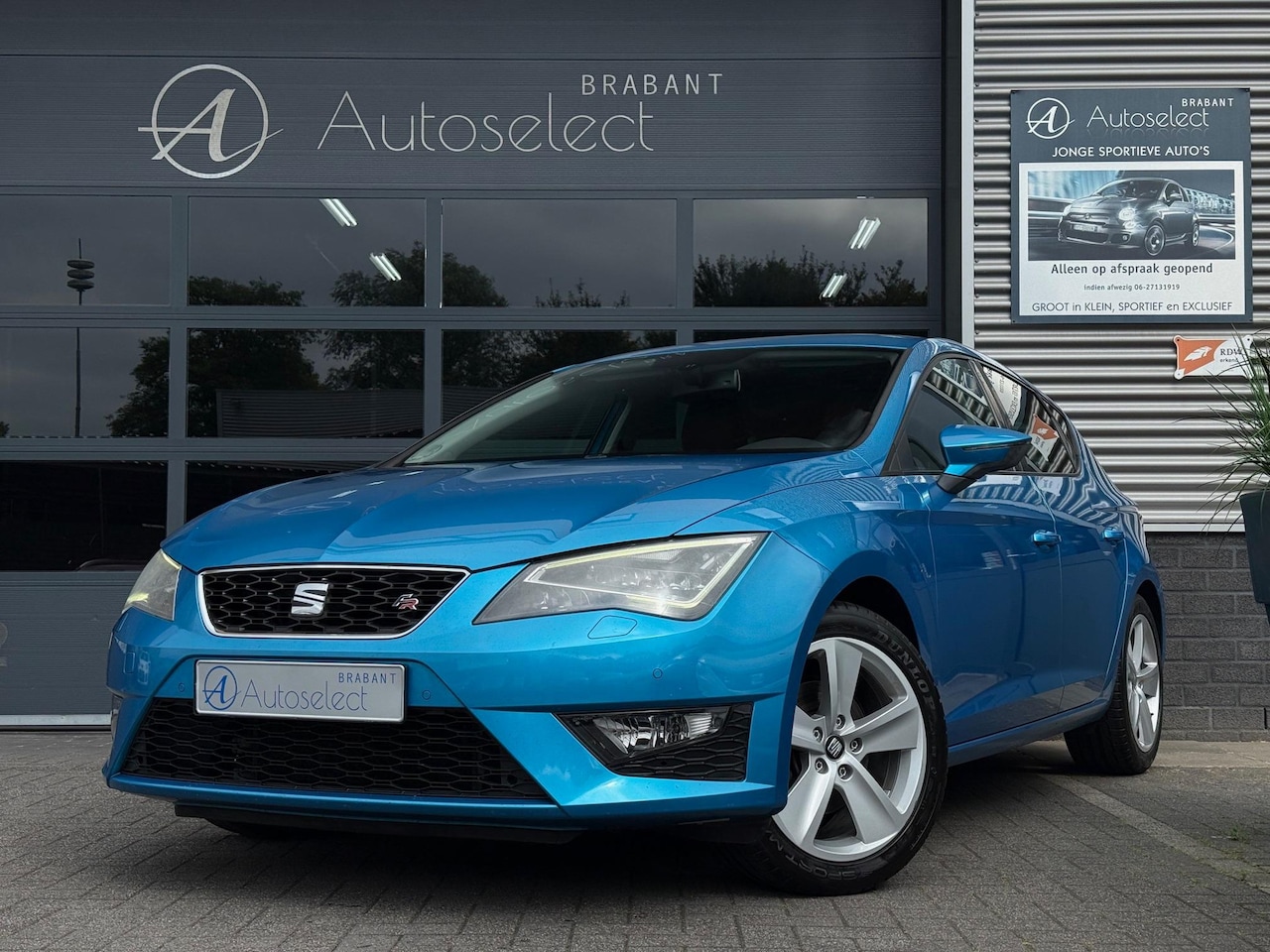 Seat Leon - 1.4 TSI FR Clima Cruise LED PDC - AutoWereld.nl