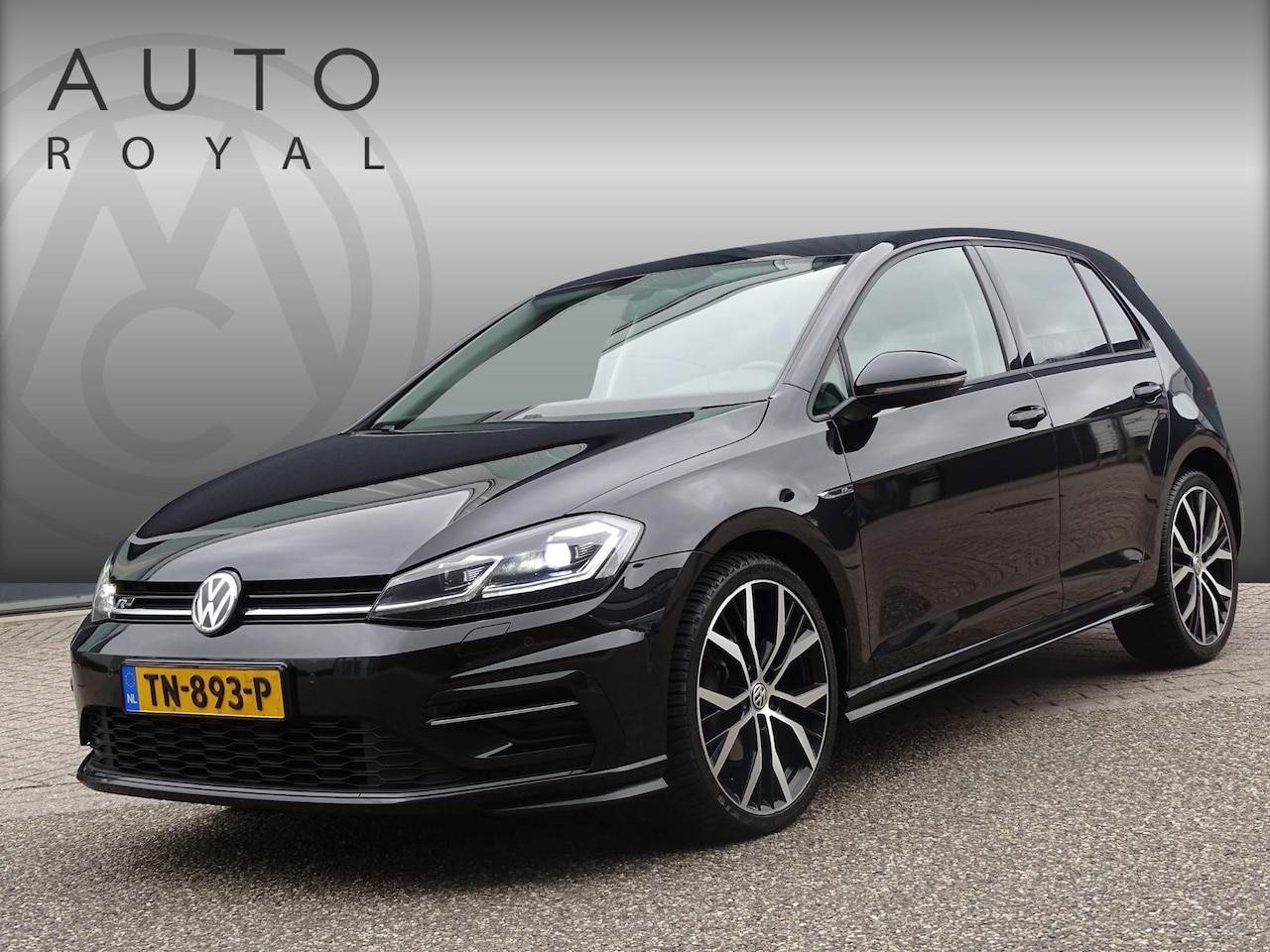 Volkswagen Golf - 1.5 TSI Highline Business R AUTOMAAT|NAVIGATIE|PARKEER SENSOREN|ADAPTIVE CRUISE CONTROL|LE - AutoWereld.nl