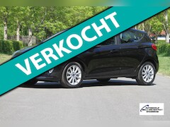 Ford Fiesta - 1.0 EcoBoost 95pk Connected / Naviagtie / Parkeersensoren voor én achter / Sportvelgen / C
