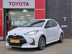 Toyota Yaris - 1.5 HYBRID EXECUTIVE LEDER NAVI APPLE/ANDROID STOELVER. PARKEERSENSOREN JBL DEALERONDERHOU