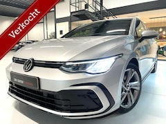 Volkswagen Golf - 8 1.5 TSI 2x R-Line/ Camera/ Side Assist/ CarPlay/ ACC