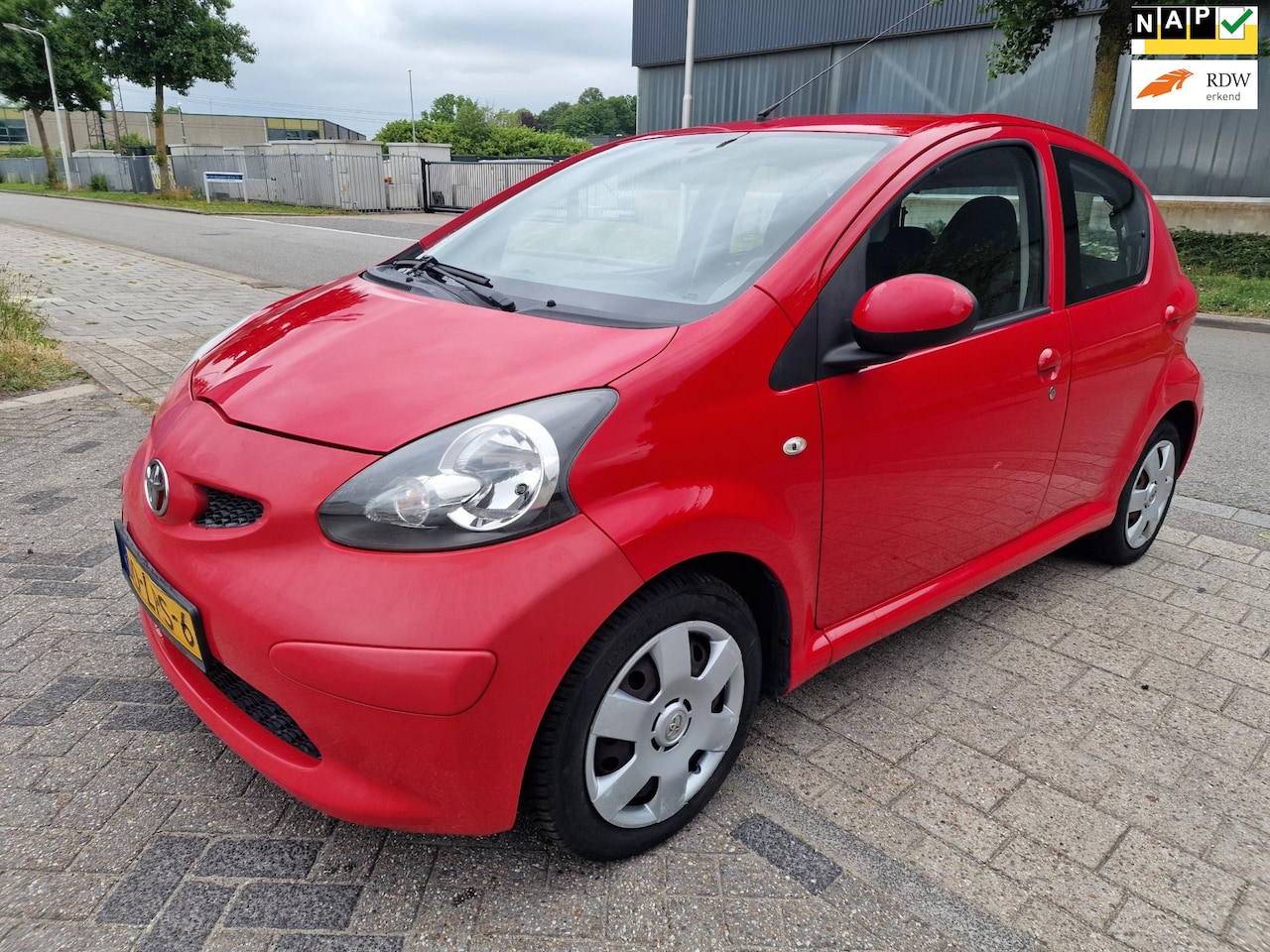 Toyota Aygo - 1.0-12V, Apk, Nap, Goed rijdend, Inruil mogelijk. - AutoWereld.nl