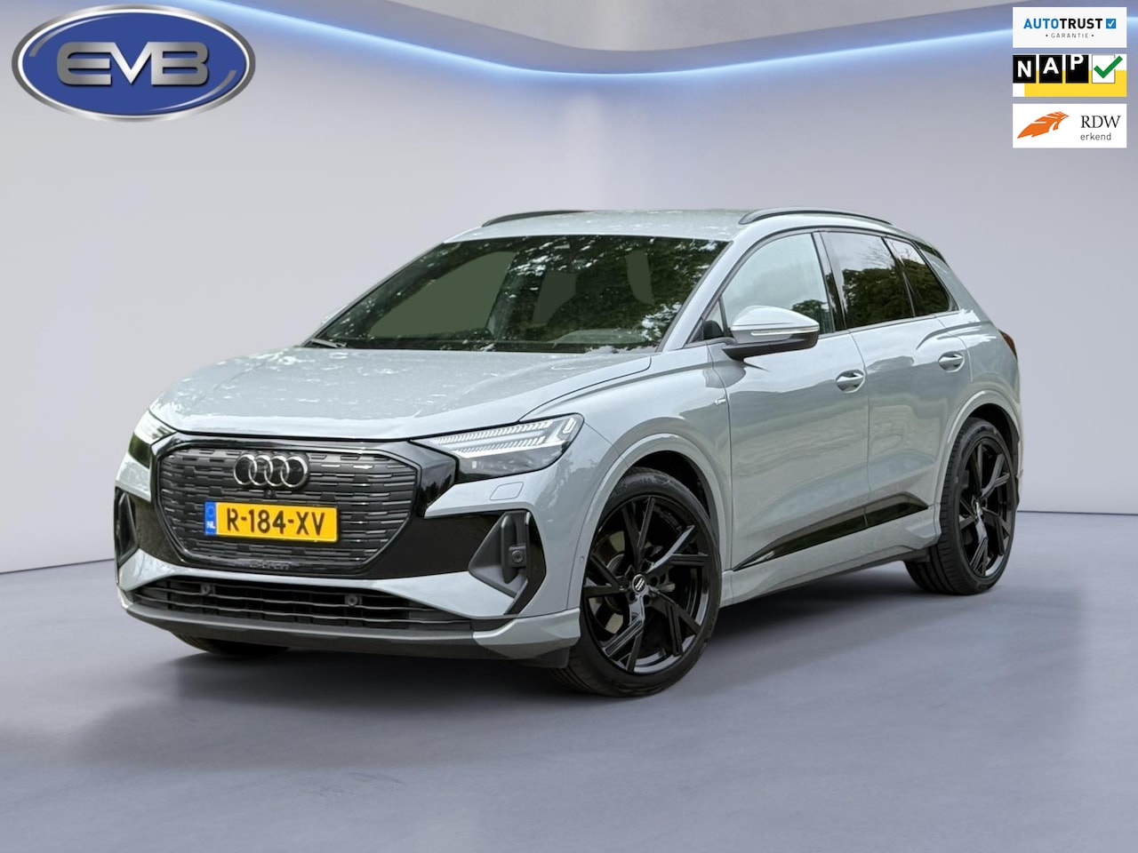 Audi Q4 e-tron - 35 S edition 55 kWh, 2 x s-line, 21 inch, kieselgrijs, camera,1 e eigenaar. Nederlandse au - AutoWereld.nl