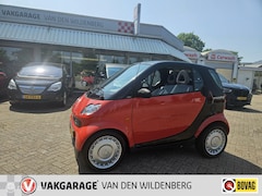 Smart City-coupé - & pure