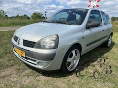 Renault Clio - 1.2-16V Expression APK INRUILKOOPJE