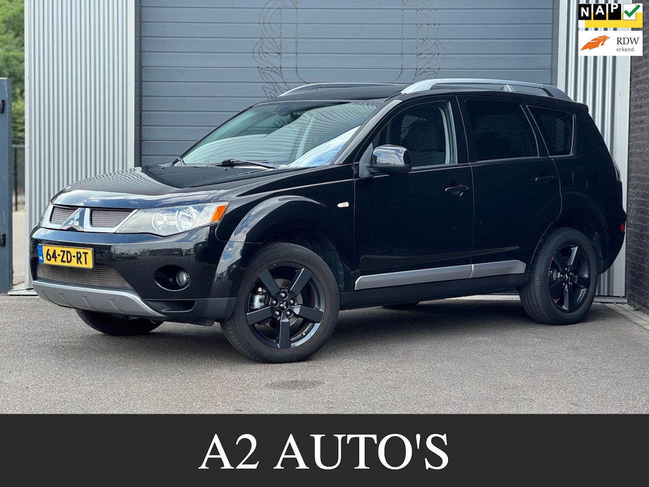 Mitsubishi Outlander - 2.4 Intense+ 7p. Automaat|Sensoren|Nap - AutoWereld.nl