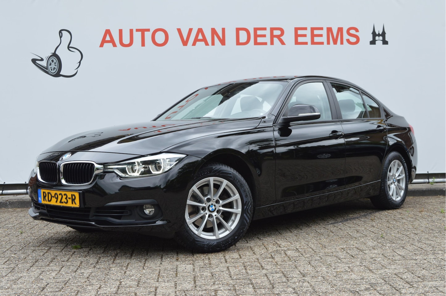 BMW 3-serie - 318i Executive Nap / Autom. / Clima / Sportstoelen - AutoWereld.nl