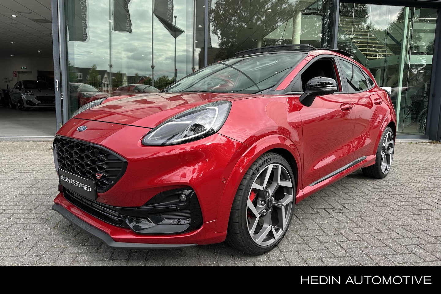 Ford Puma - 1.5 EcoBoost 200PK ST-X | Driver Assistance | Winter Pack | Panoramadak - AutoWereld.nl
