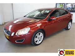 Volvo S60 - 2.0T Intro Edition Adaptive cruise control en trekhaak