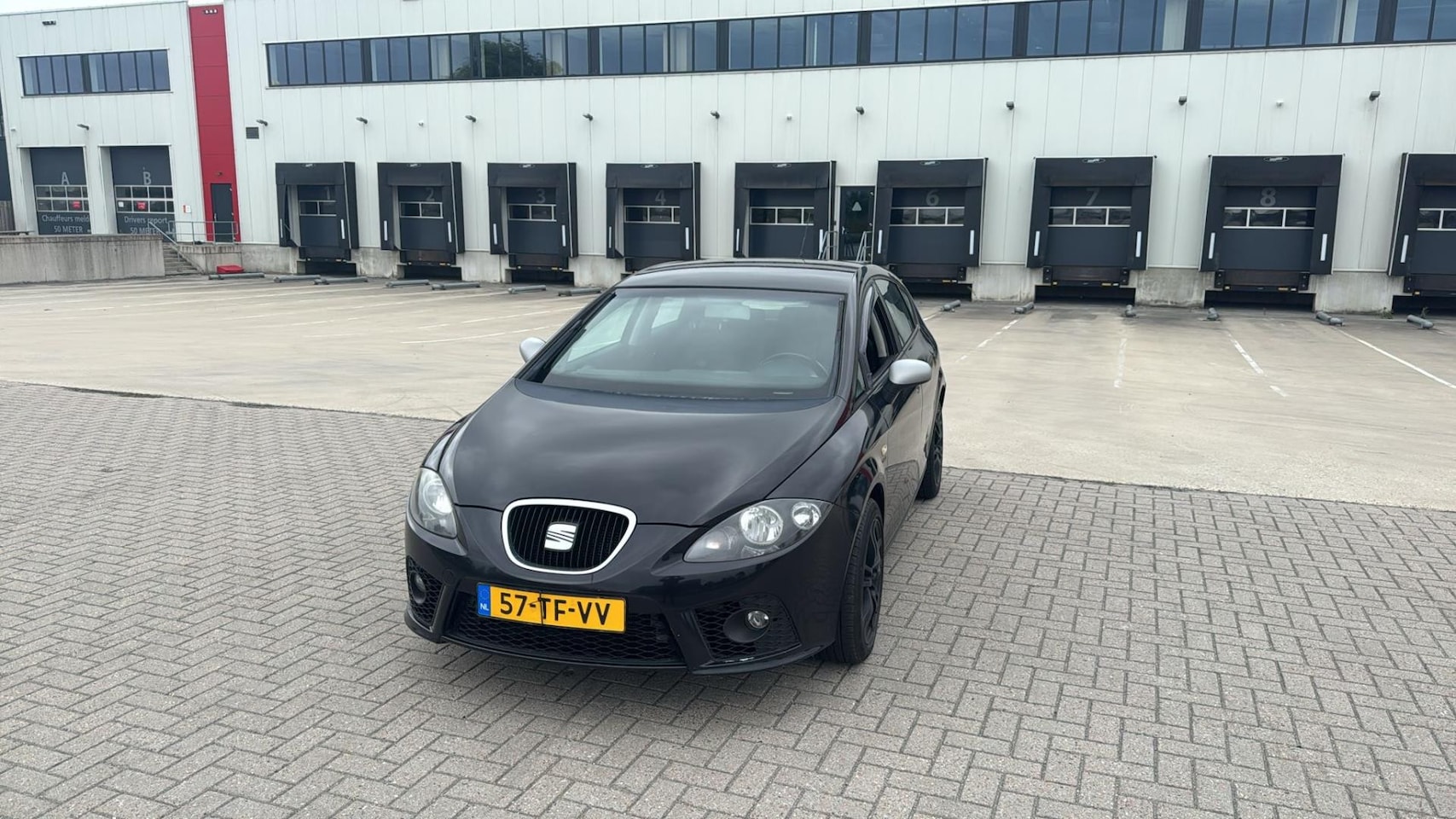 Seat Leon - 2.0 TFSI FR NW APK BOMVOL 2006 ZWART - AutoWereld.nl