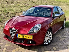 Alfa Romeo Giulietta - 1.4 T Limited Edition Sport Lees tekst