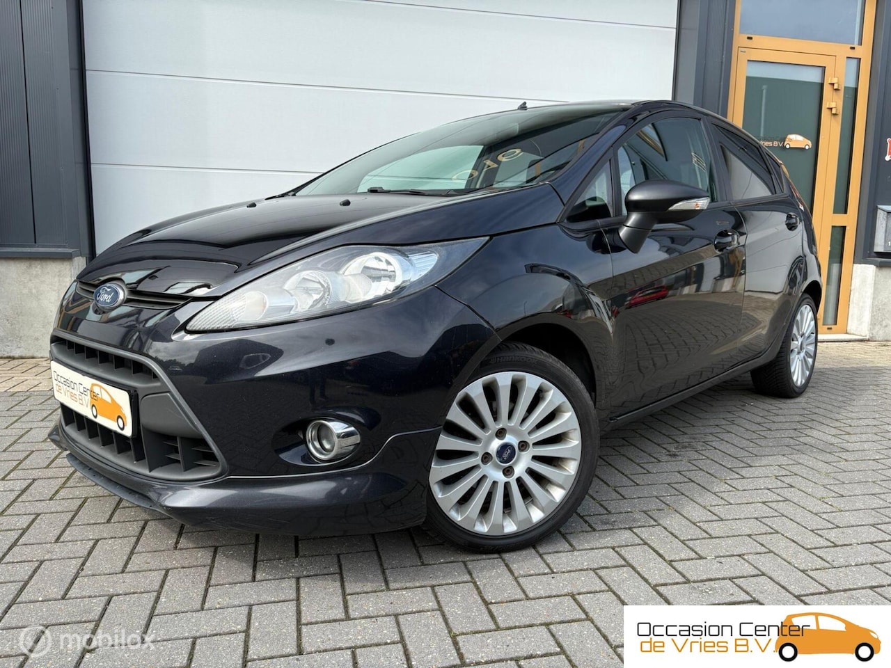 Ford Fiesta - 1.25 ST-Line Airco Velgen Stoelverwarm Bluetooth - AutoWereld.nl