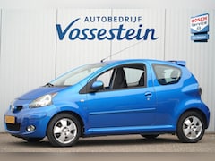 Toyota Aygo - 1.0-12V Dynamic Blue / Airco / Cruise control / Spoiler / NL-Auto / 198dkm NAP