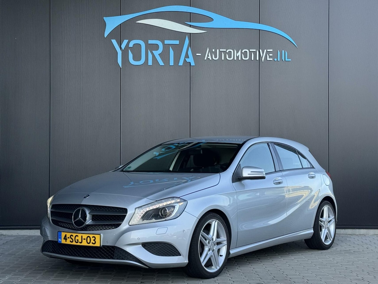 Mercedes-Benz A-klasse - 180 Edition Navigatie 4U3 - AutoWereld.nl