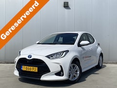 Toyota Yaris - 1.5 Hybrid Dynamic | Parkeersensoren | Lichtmetalen velgen | LED verlichting | All weather