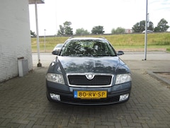 Skoda Octavia Combi - 1.6 Ambiente