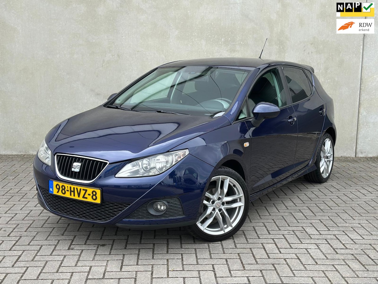 Seat Ibiza - 1.6 Sport-up DSG 17'' Carplay Cruise Airco Ori NL NAP - AutoWereld.nl