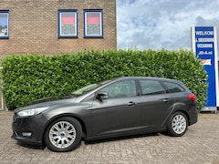 Ford Focus Wagon - 1.0 Edition Cruise C, Navigatie, Airco DINSDAG 01-07 ZIJN WIJ GESLOTEN