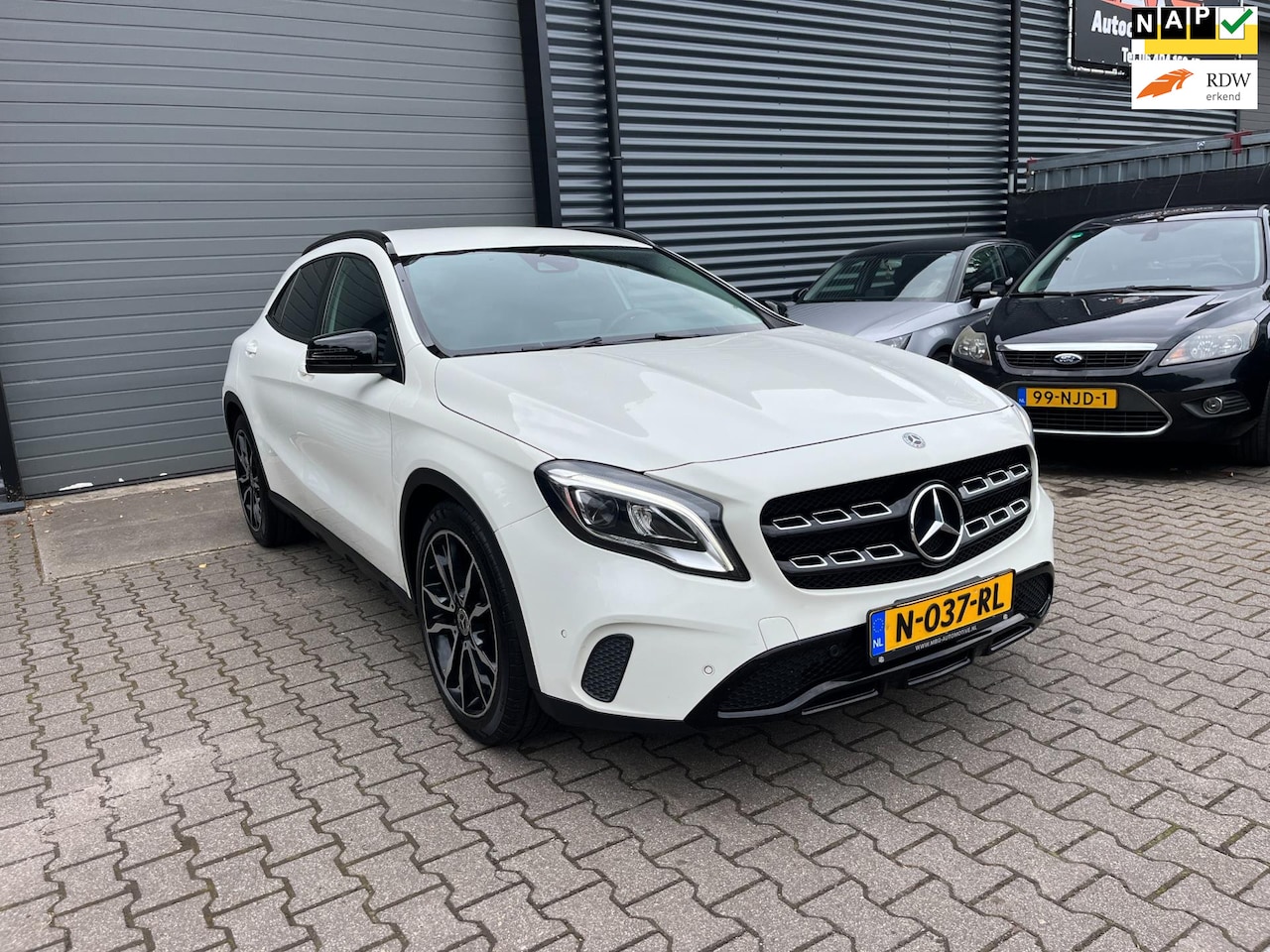 Mercedes-Benz GLA-Klasse - 200 Premium AUTOMAAT/XENON - AutoWereld.nl