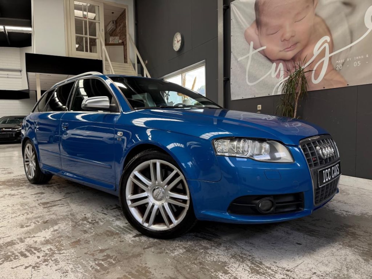 Audi A4 Avant - 4.2 V8 S4 quattro Pro Line 4.2 V8 S4 quattro Pro Line - AutoWereld.nl