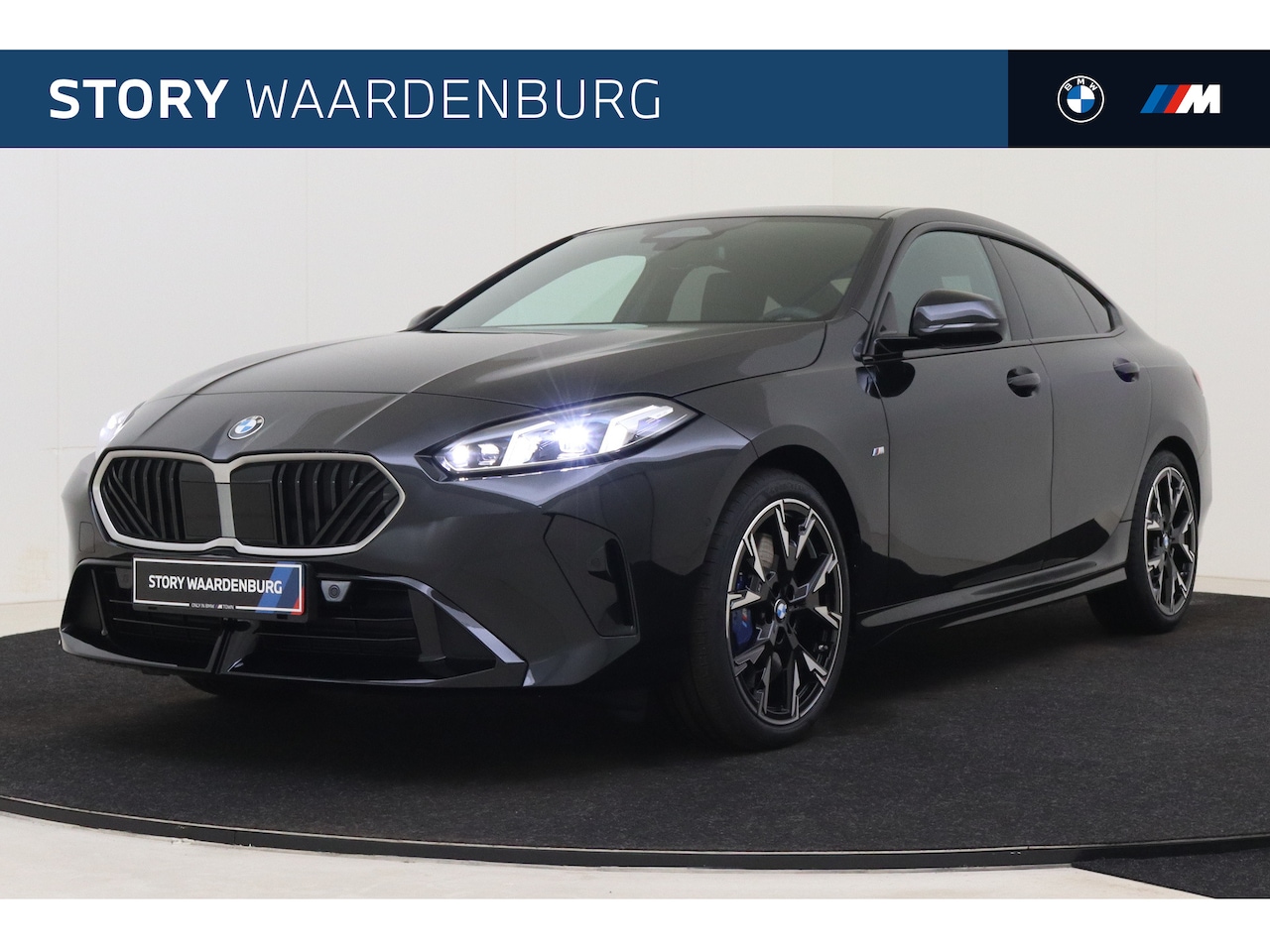 BMW 2-serie Gran Coupé - 220 M Sport Automaat / Panoramadak / Trekhaak / Adaptieve LED / M Adaptief onderstel / Com - AutoWereld.nl
