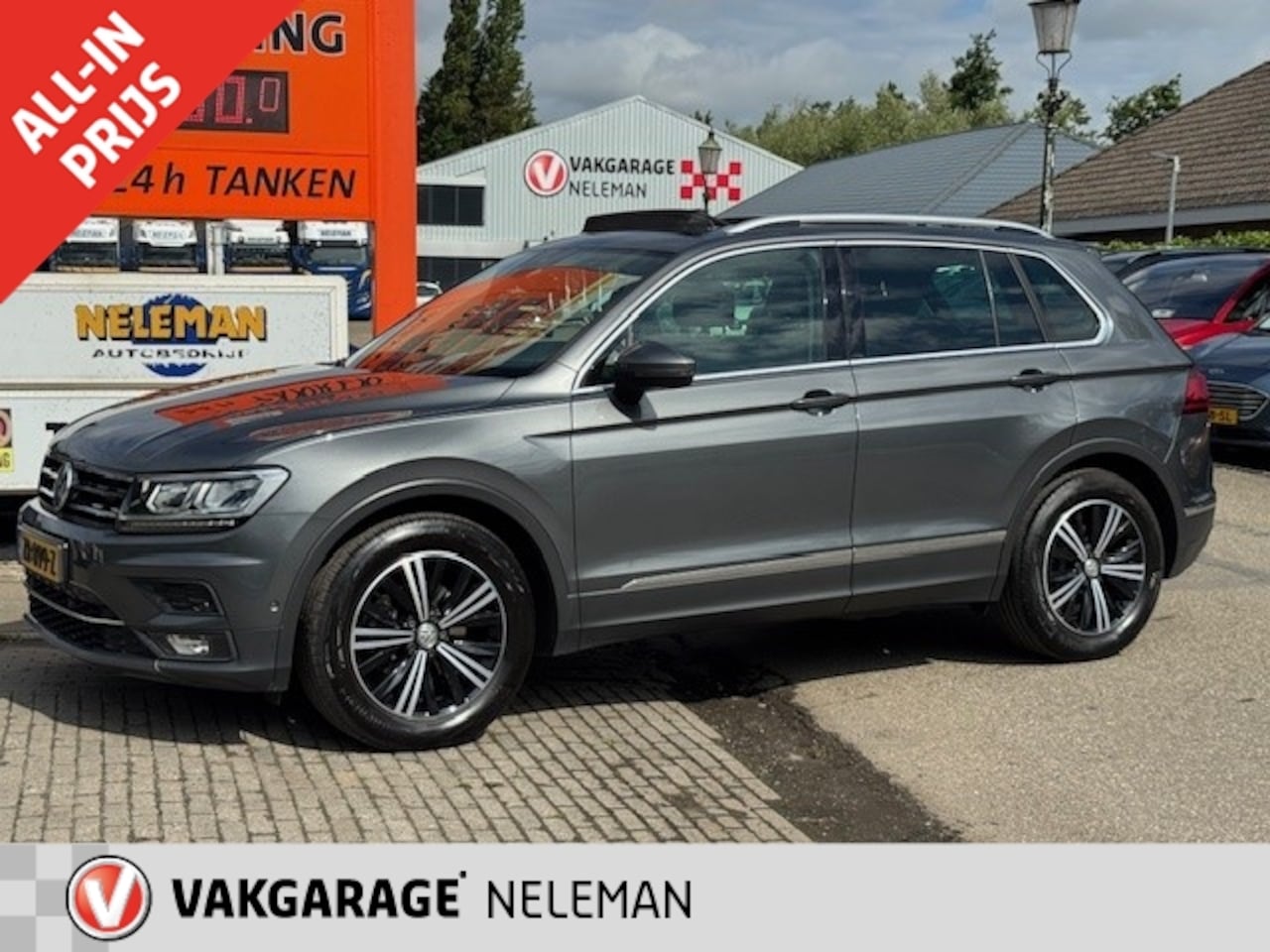 Volkswagen Tiguan - 1.5 TSI 150pk Highline panoramadak trekhaak bovag garantie rijklaar - AutoWereld.nl