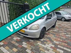 Toyota Yaris - 1.3-16V VVT-i Luna 2000 Cv 5 deurs