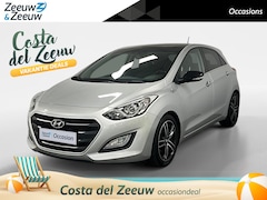 Hyundai i30 - 1.6 GDi Comfort AUTOMAAT NAVIGATIE CAMERA AIRCO CRUISE CONTROLE SCHUIFKANTELDAK CLIMATE CO