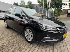 Opel Astra Sports Tourer - 1.4 Business Executive automaat, elec pakket, navi, adap cruise, trekhaak, pdc, multi-stuu
