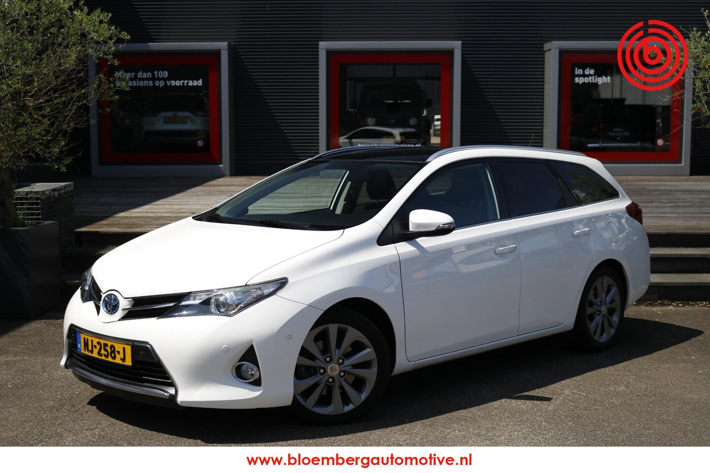 Toyota Auris Touring Sports - 1.8 Hybrid Lease Pro 1.8 Hybrid Lease Pro, Xenon - AutoWereld.nl
