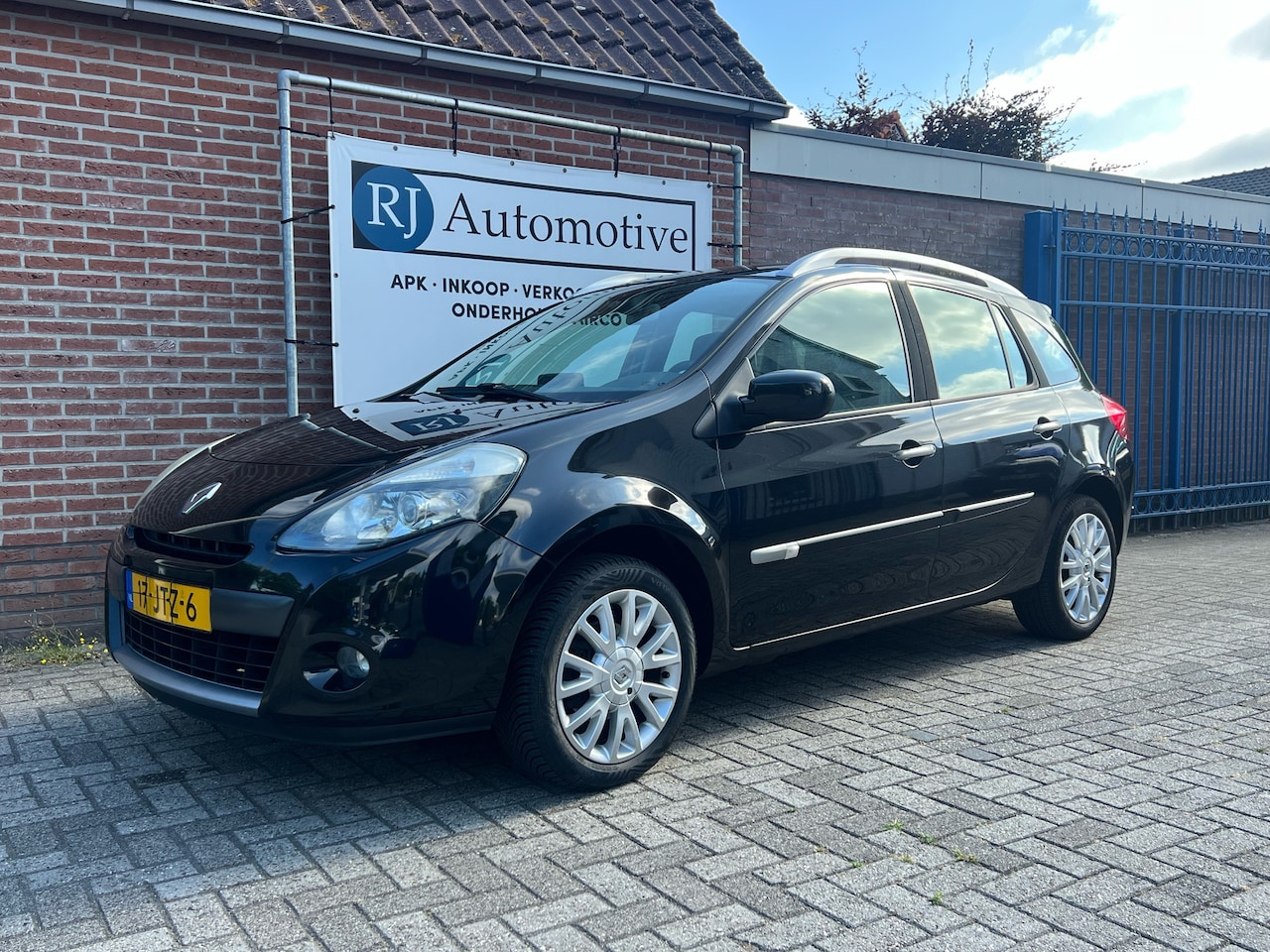 Renault Clio - 1.2 TCE Business Sp. NIEUWE APK/NAP - AutoWereld.nl