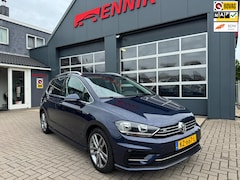 Volkswagen Golf Sportsvan - 1.2 TSI Highline R-Line / Camera / Trekhaak / Cruise/ LED